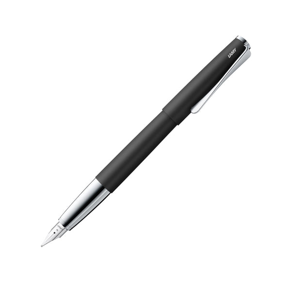 Black fountain hot sale pen